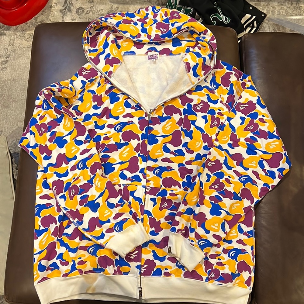 Men’s a bathing ape full zip up sweater